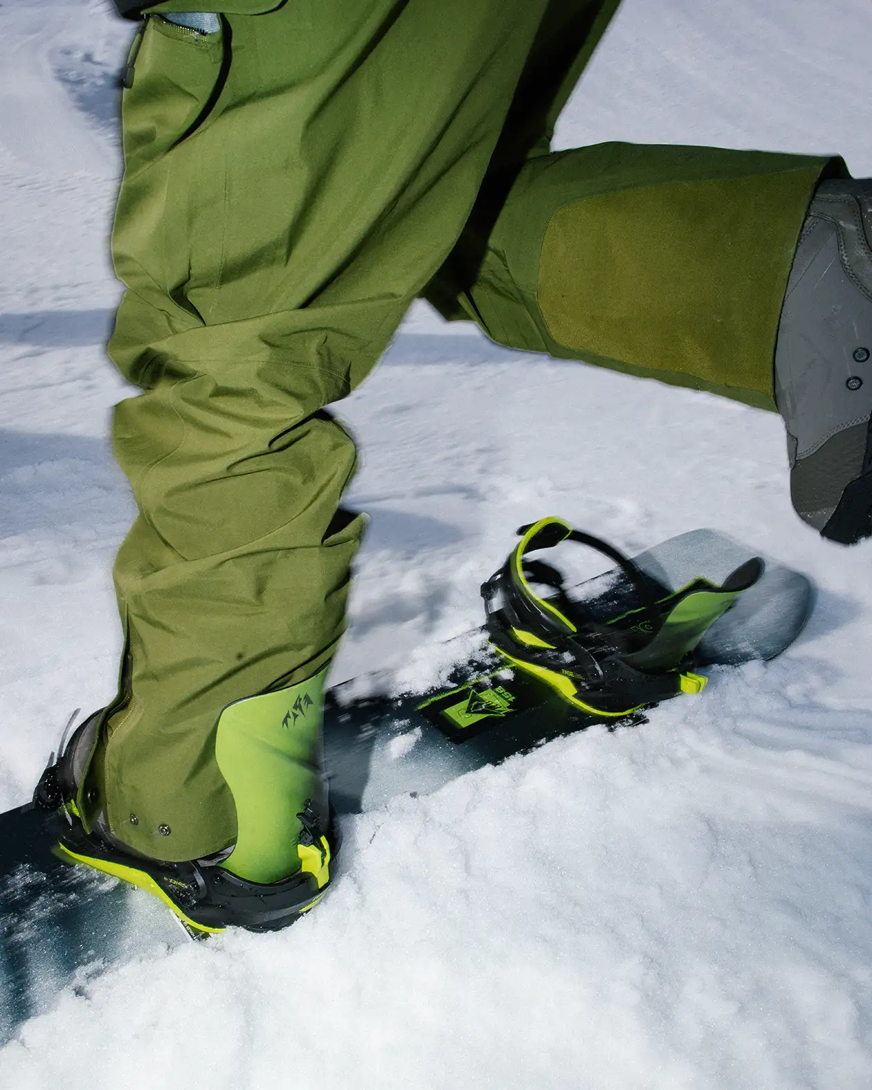 Mercury FASE® Snowboard Binding - Image 42