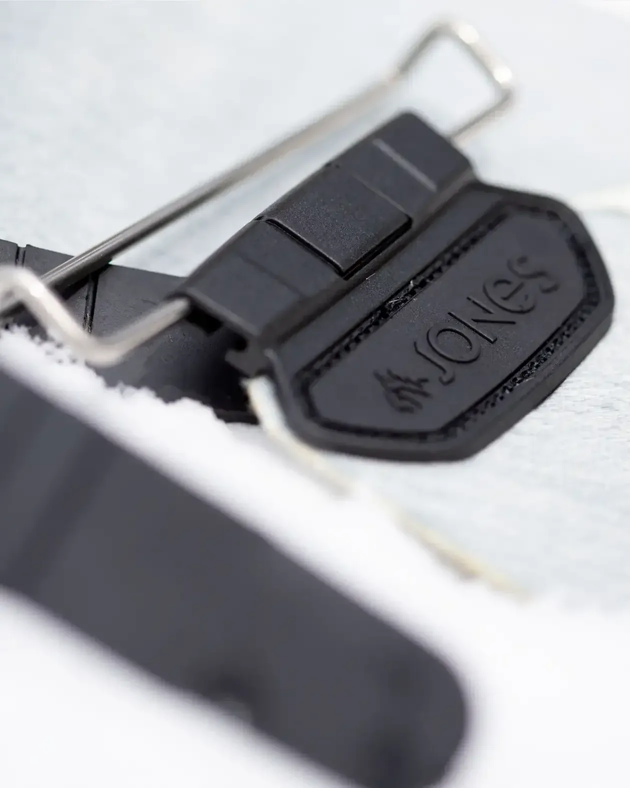 Trim-to-Fit Nomad Splitboard Skins - Image 6